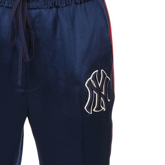 Gucci Men's Blue Ny Yankees Edition Patch Lounge Pants - Picture 13 of 14